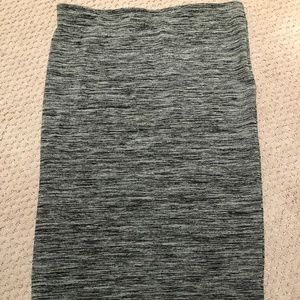Zara Black & Gray Pencil Skirt